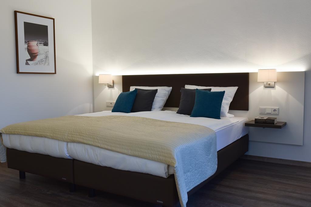 Nußloch Guesthouse Lichtenau מראה חיצוני תמונה
