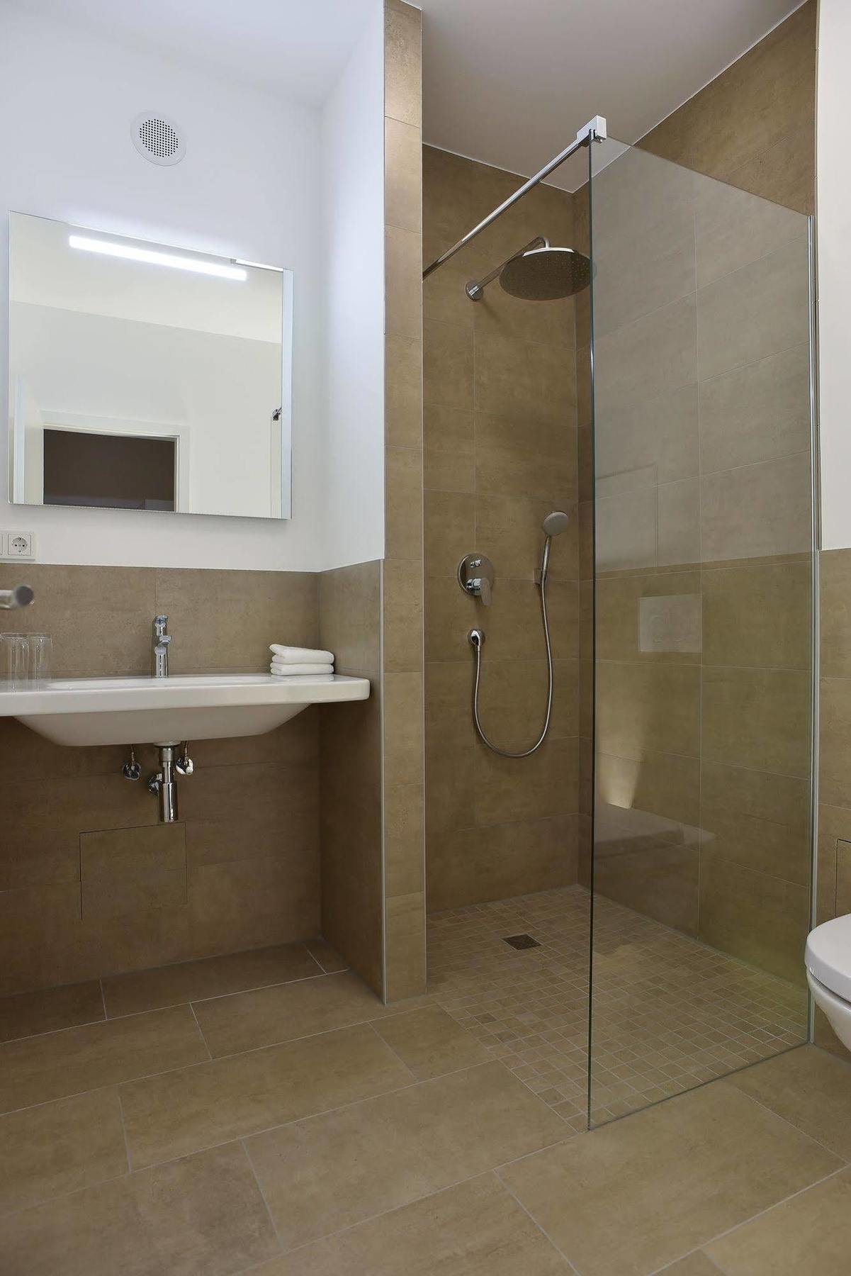 Nußloch Guesthouse Lichtenau מראה חיצוני תמונה